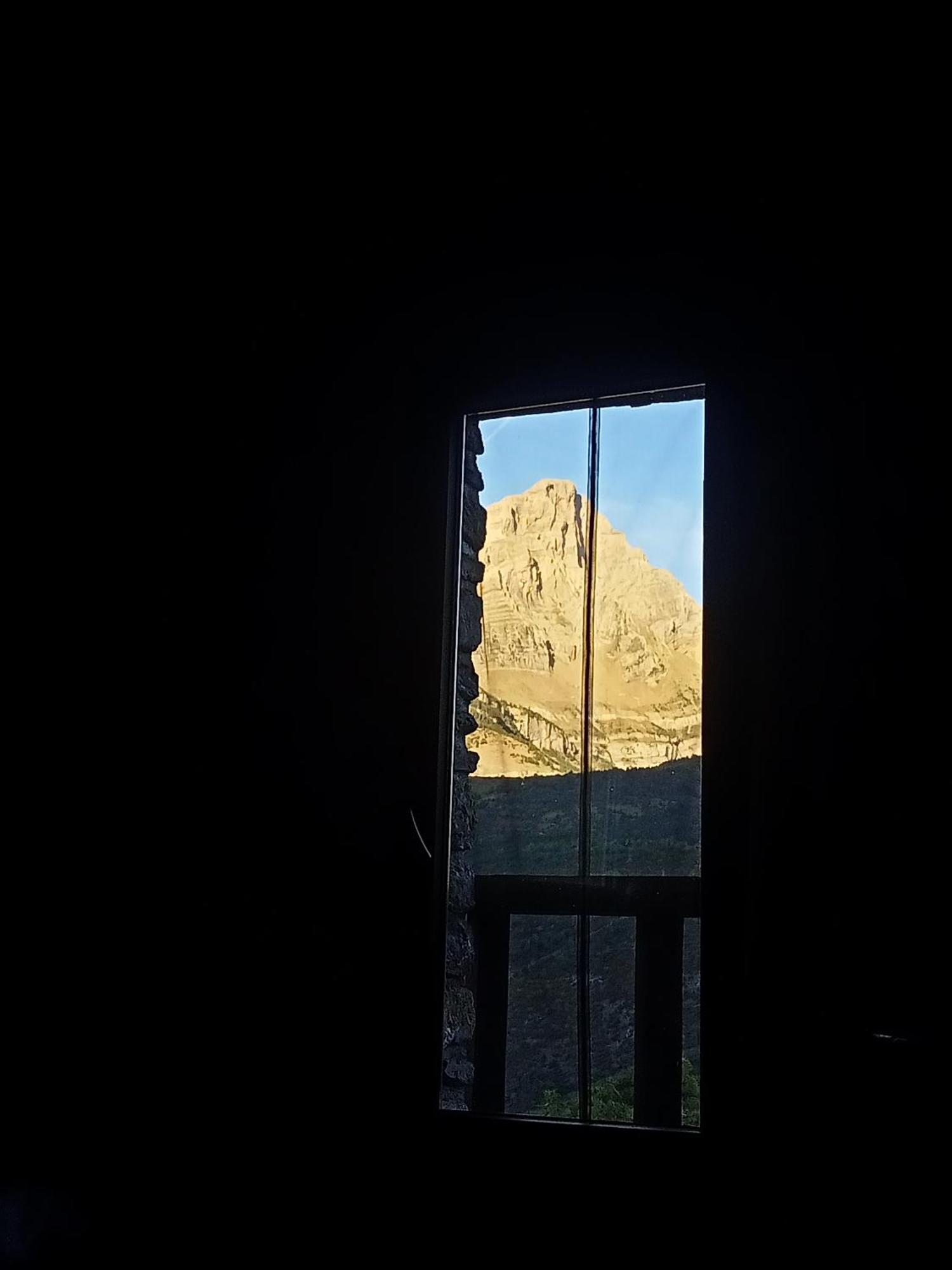 Suite En Cuadra Pajar, Casa Rural Hoz de Jaca Dış mekan fotoğraf