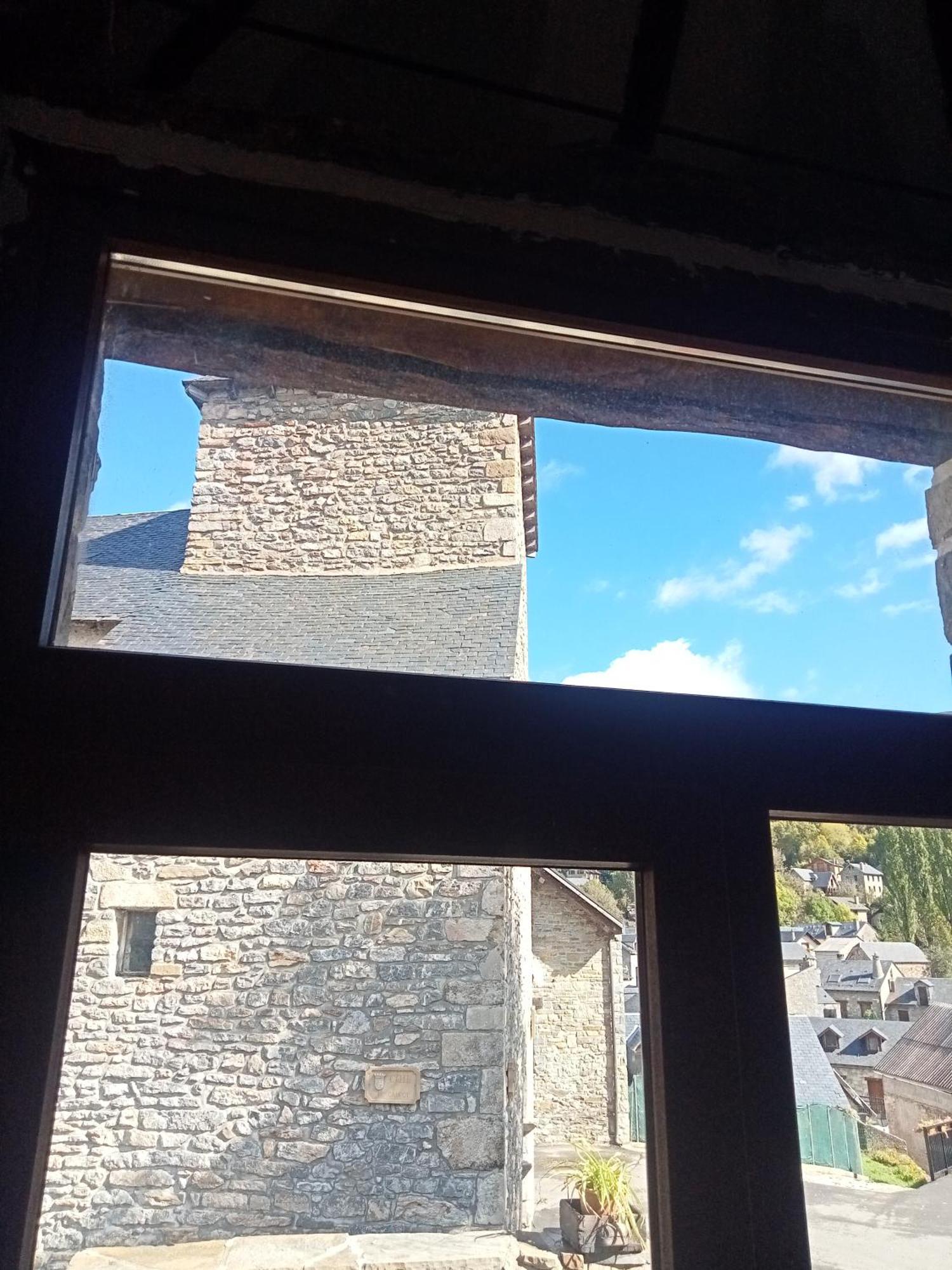 Suite En Cuadra Pajar, Casa Rural Hoz de Jaca Dış mekan fotoğraf