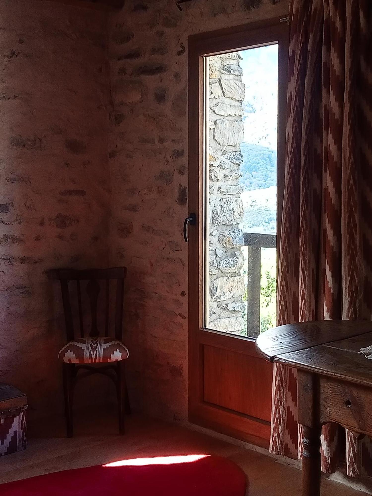 Suite En Cuadra Pajar, Casa Rural Hoz de Jaca Dış mekan fotoğraf