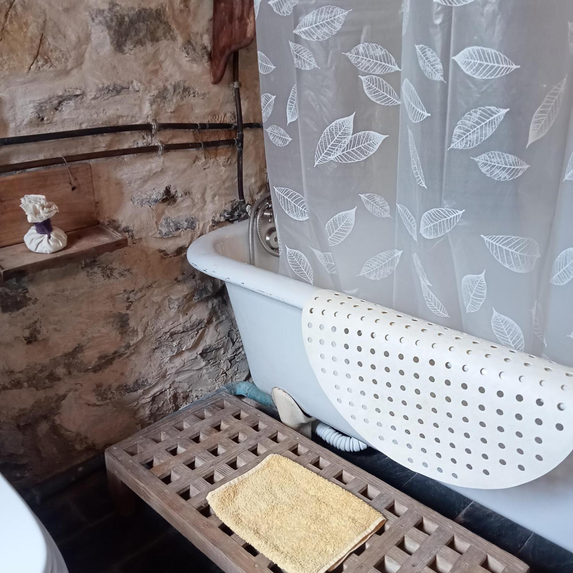 Suite En Cuadra Pajar, Casa Rural Hoz de Jaca Dış mekan fotoğraf