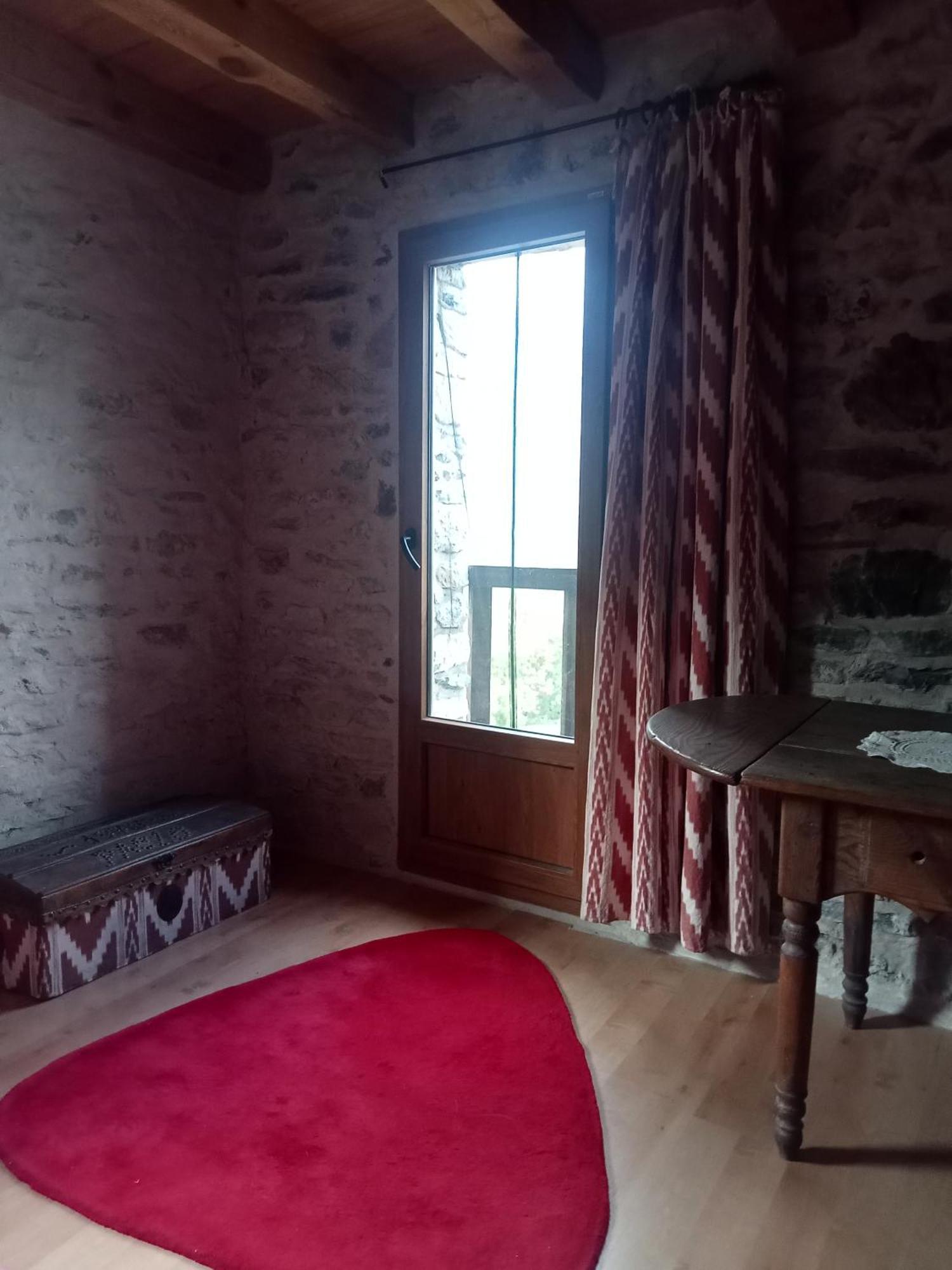 Suite En Cuadra Pajar, Casa Rural Hoz de Jaca Dış mekan fotoğraf
